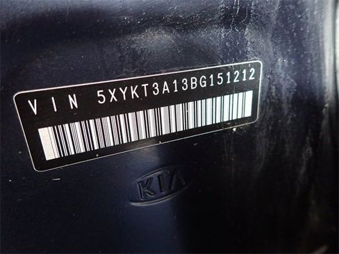 Used 2011 Kia Sorento 2WD image 34