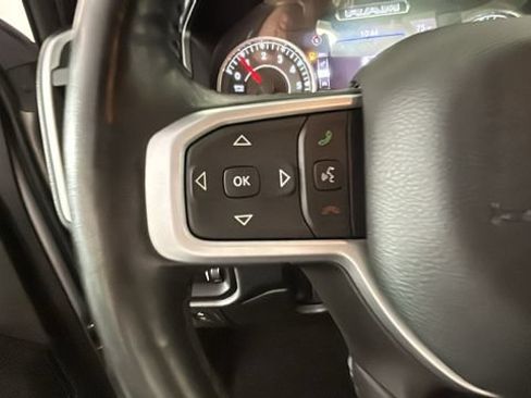 Used 2022 RAM 1500 Big Horn AWD/4WD image 16