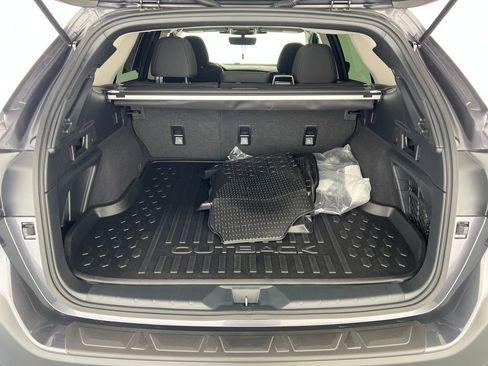 Used 2025 Subaru Outback Premium w/ Popular Package #1A image 24