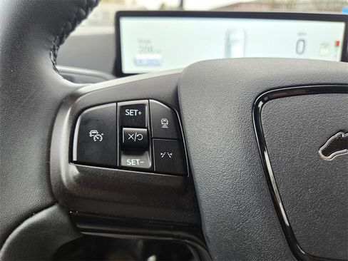 Used 2023 Ford Mustang Mach-E Select image 17