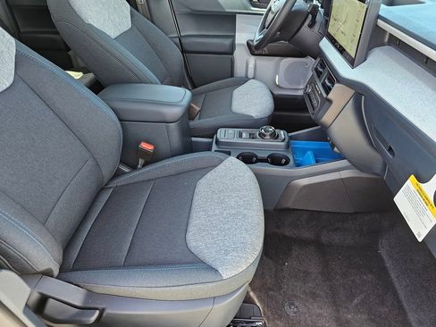 New 2026 Ford Maverick XLT FWD image 10