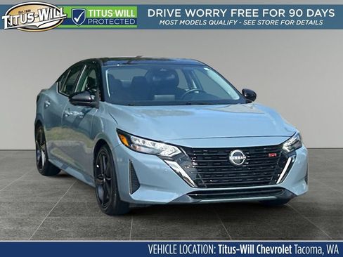 Used 2025 Nissan Sentra SR w/ SR Premium Package FWD image 1