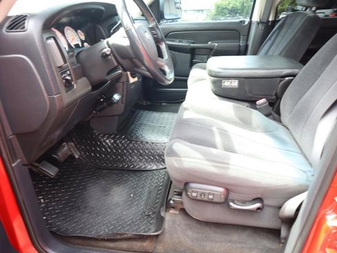Used 2004 Dodge Ram 3500 Truck SLT w/ Sport Appearance Group AWD/4WD image 13
