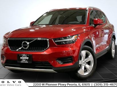 Used 2020 Volvo XC40 T5 Momentum