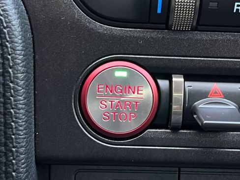 Used 2020 Ford Mustang Shelby GT500 w/ Technology Package RWD image 23