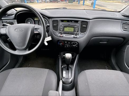 Used 2009 Kia Rio5 LX image 15