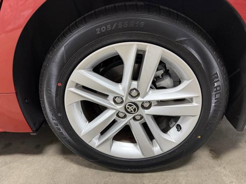 Used 2019 Toyota Corolla SE image 10