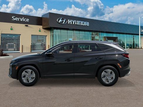 New 2026 Hyundai Tucson Blue SE image 3