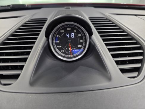 Used 2018 Porsche 911 Turbo image 19