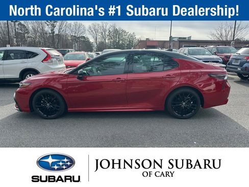 Used 2022 Toyota Camry XSE image 5