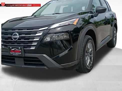 Used 2024 Nissan Rogue S FWD image 25