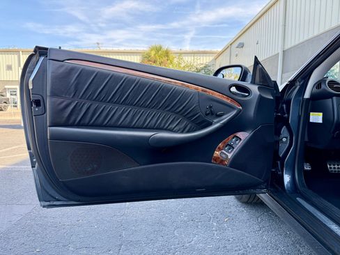 Used 2008 Mercedes-Benz CLK 350 Cabriolet image 37