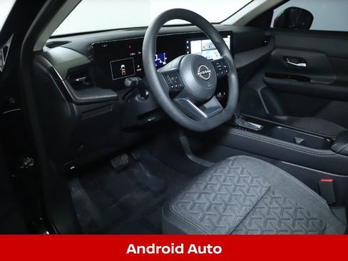 Certified 2025 Nissan Kicks SV image 15