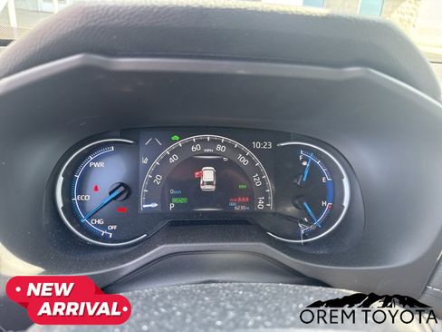 Used 2024 Toyota RAV4 XLE w/ Convenience Package image 16