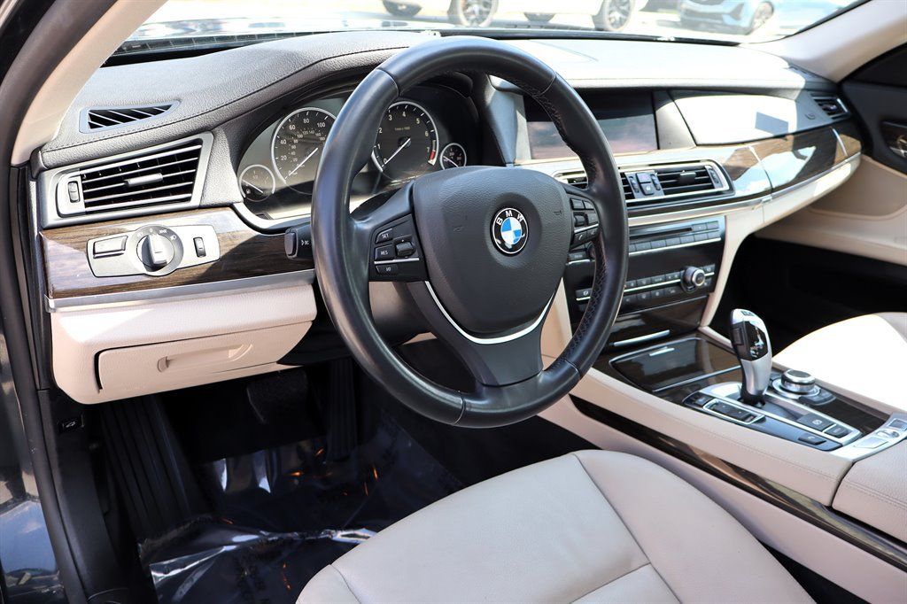Used 2012 BMW 740Li RWD image 15