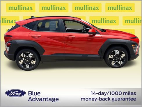 Used 2024 Hyundai Kona SEL FWD image 2