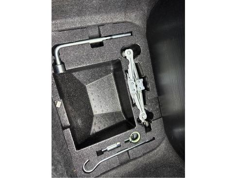 Used 2006 Honda S2000 image 27