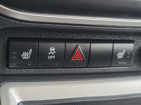 Used 2014 Jeep Compass Latitude w/ Sun/Sound Group FWD image 23