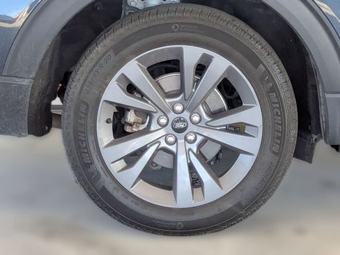 Certified 2023 Ford Explorer XLT w/ Equipment Group 202A image 11