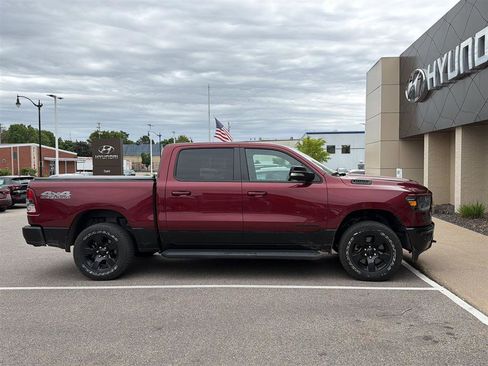 Used 2022 RAM 1500 Big Horn AWD/4WD image 2
