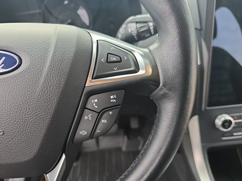 Used 2022 Ford Edge SEL w/ Convenience Package AWD/4WD image 18