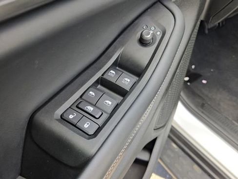 Certified 2024 Jeep Grand Cherokee Altitude image 6