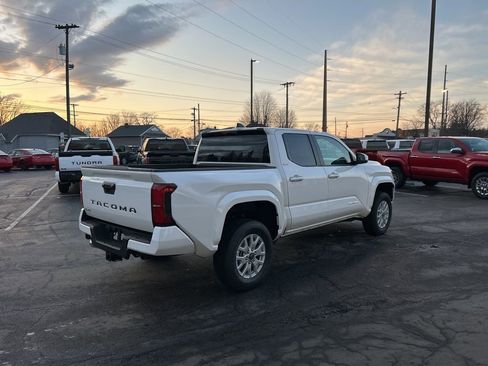 New 2026 Toyota Tacoma SR5 AWD/4WD image 4