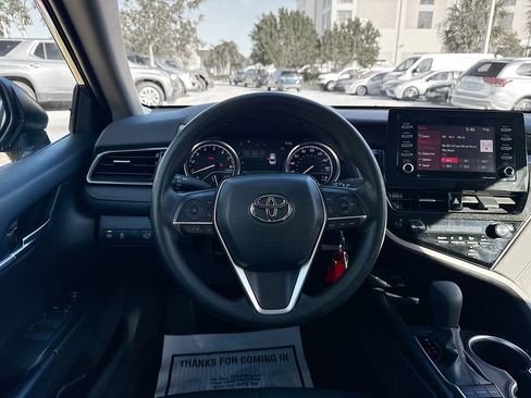 Used 2022 Toyota Camry LE image 22