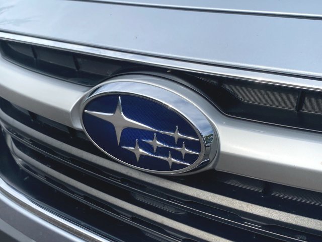Used 2022 Subaru Outback Premium AWD/4WD image 27