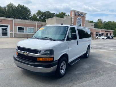 Used 2017 Chevrolet Express 3500 LT w/ LT Preferred Equipment Group