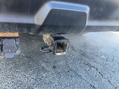 Used 2019 Nissan Pathfinder SL image 11