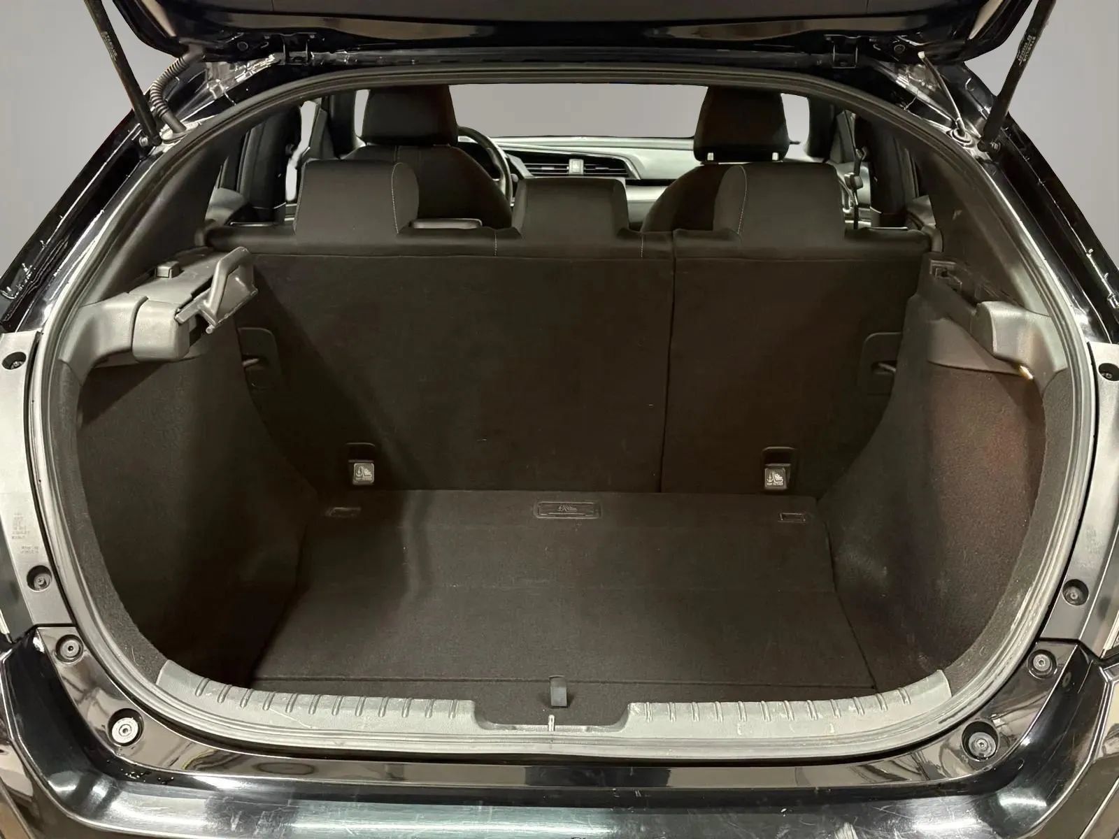 Used 2017 Honda Civic LX image 9