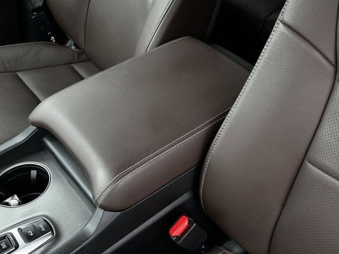 Certified 2024 Honda Passport EX-L image 11