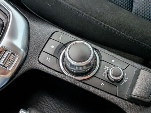 Used 2018 Toyota Yaris iA image 26