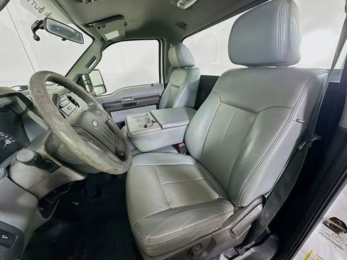 Used 2016 Ford F250 XL w/ Power Equipment Group AWD/4WD image 23