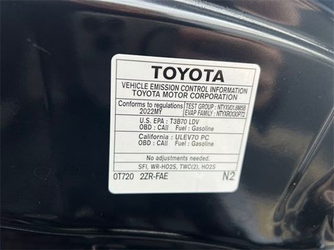 Certified 2022 Toyota Corolla LE image 10