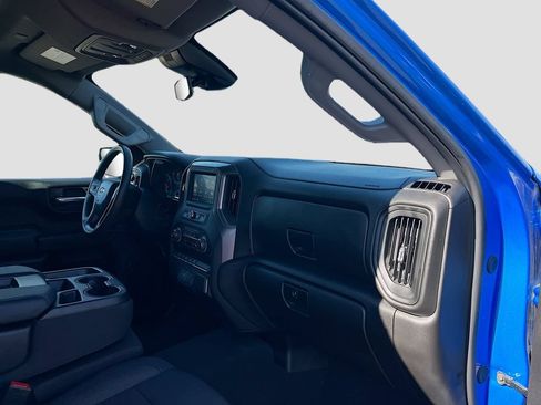 Used 2025 Chevrolet Silverado 1500 Custom w/ Turbomax Blackout Package AWD/4WD image 27