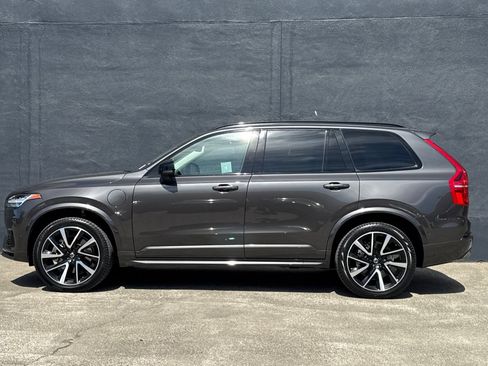 Used 2023 Volvo XC90 T8 Plus w/ Protection Package Premier AWD/4WD image 6