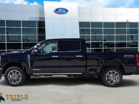 New 2026 Ford F250 Platinum w/ Platinum Plus Package AWD/4WD image 3