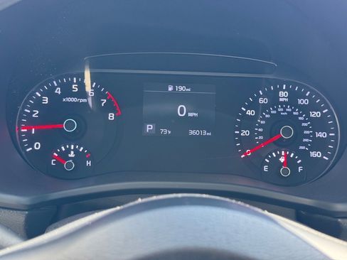 Certified 2022 Kia Soul LX w/ Technology Package image 18