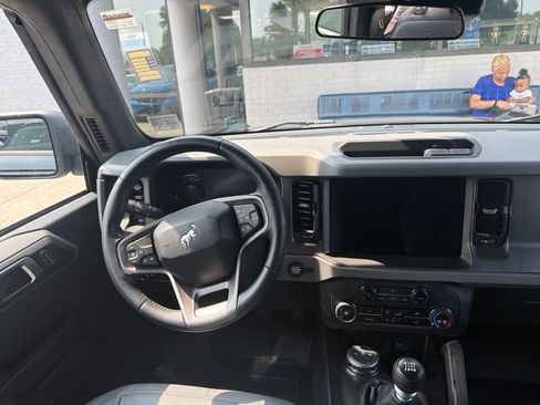 Used 2024 Ford Bronco Big Bend AWD/4WD image 9