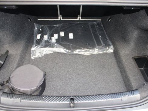 New 2026 BMW 530i w/ M Sport Package image 28