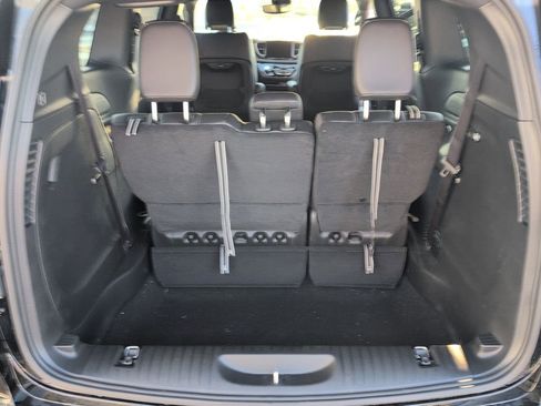 New 2026 Chrysler Pacifica Select image 15