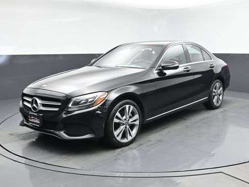 Used 2018 Mercedes-Benz C 300 4MATIC Sedan image 1