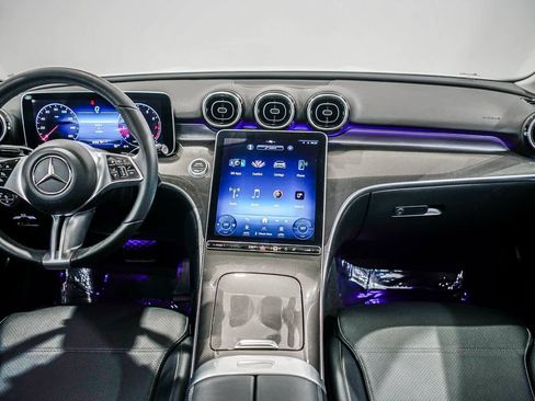 Used 2023 Mercedes-Benz C 300 Sedan image 12