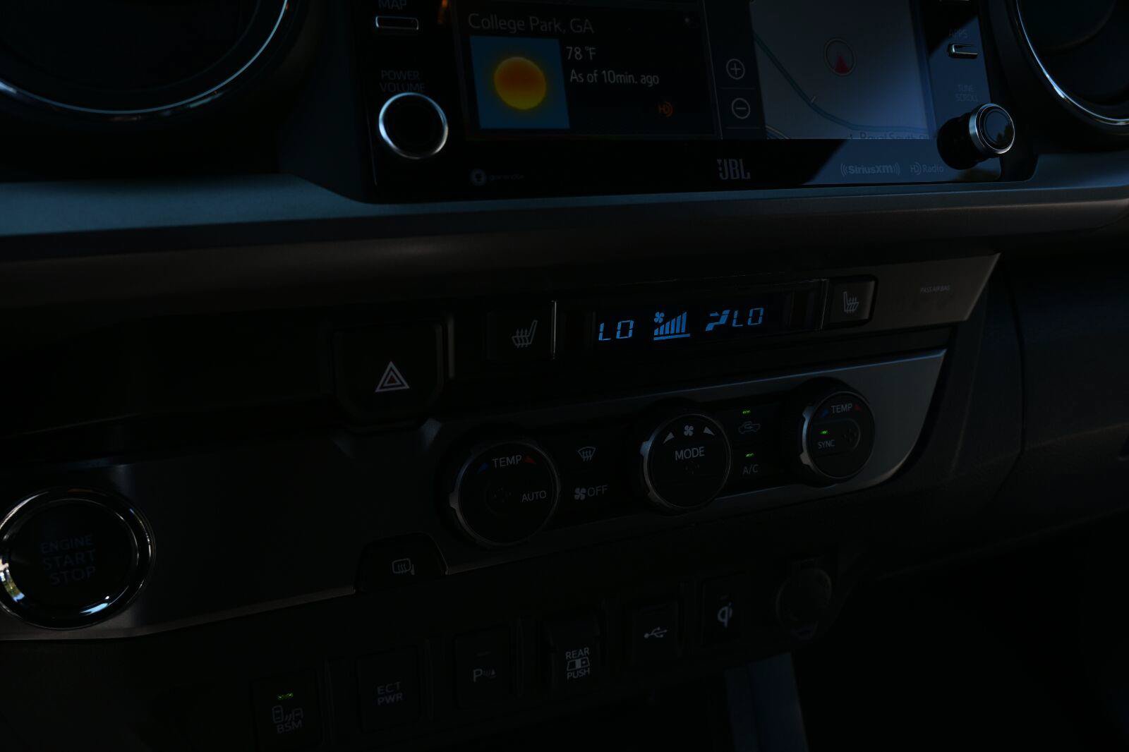 Used 2020 Toyota Tacoma Limited RWD image 14