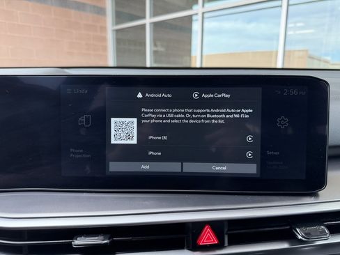 Used 2024 Kia Sorento S image 21