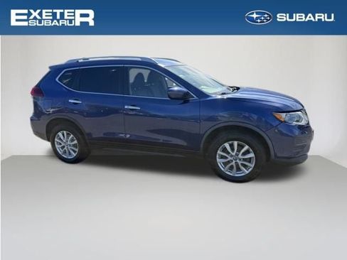 Used 2019 Nissan Rogue SV AWD/4WD image 3