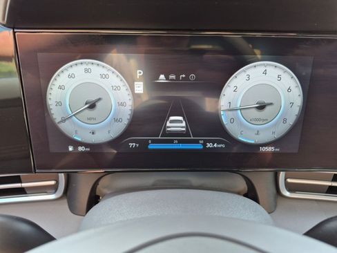 Used 2025 Hyundai Elantra SEL FWD image 12
