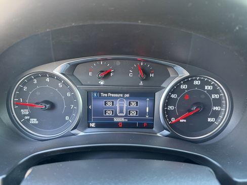 Used 2024 GMC Terrain SLE image 20